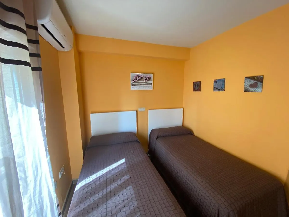 Apartamento Primera Linea De Playa En Tres Caballos, Playamar Apartment Torremolinos Spain