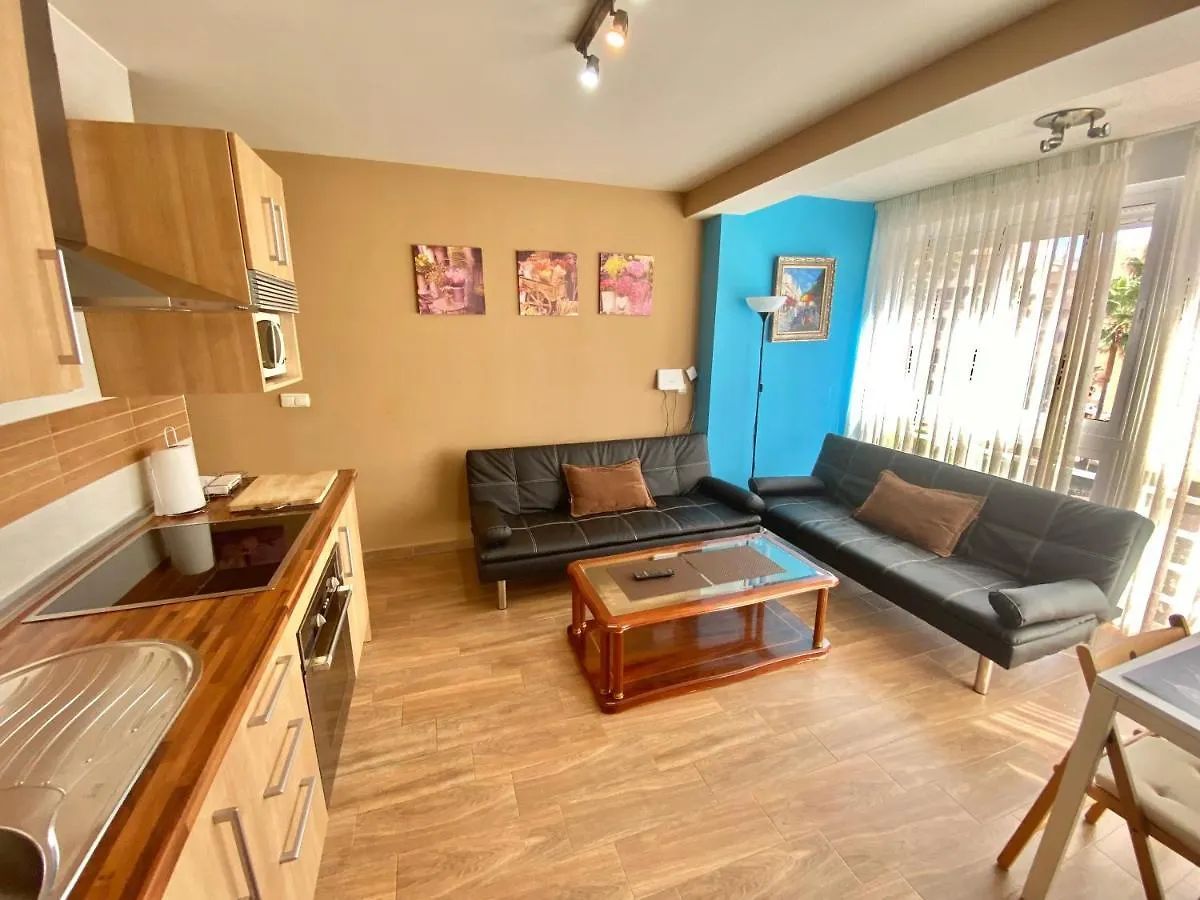Apartamento Primera Linea De Playa En Tres Caballos, Playamar Apartment Torremolinos