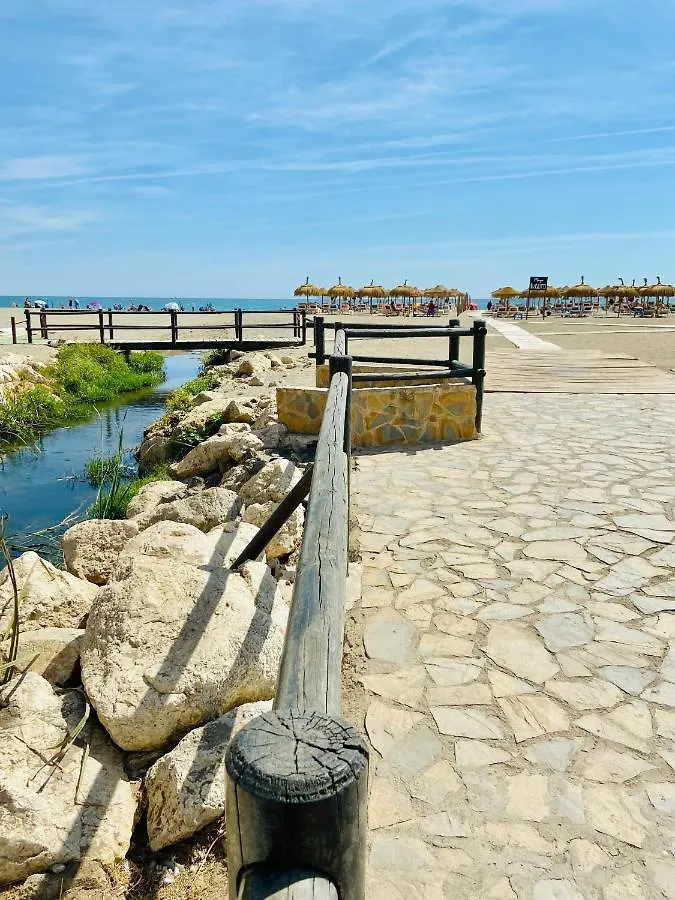 Apartamento Primera Linea De Playa En Tres Caballos, Playamar Apartment Torremolinos